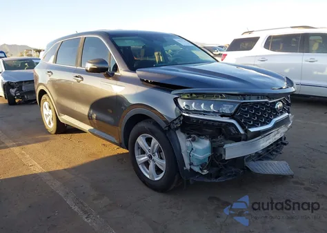 2021 Kia Sorento Lx z USA, uszkodzony, nr VIN 5XYRG4LC1MG072924